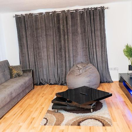 Cosy 2 Bed With Parking Near Piccadilly, Etihad Stadium And Coop Live Sleeps Up To 5 Villa Mánchester Exterior foto