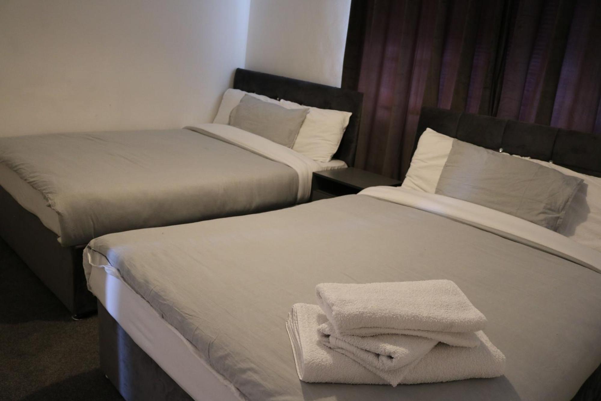 Cosy 2 Bed With Parking Near Piccadilly, Etihad Stadium And Coop Live Sleeps Up To 5 Villa Mánchester Exterior foto